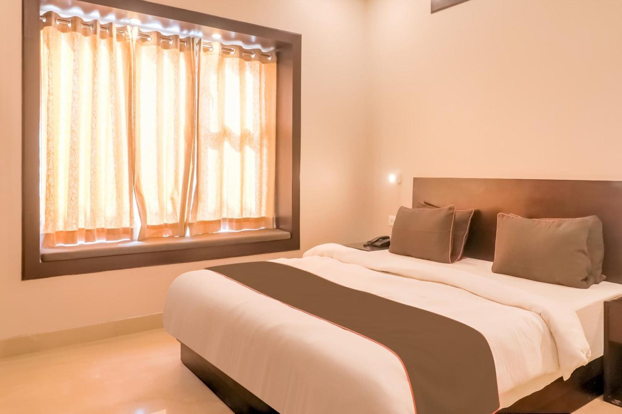 Townhouse Amaraa Farms Near Lulu Hypermarket Lucknow Exterior photo