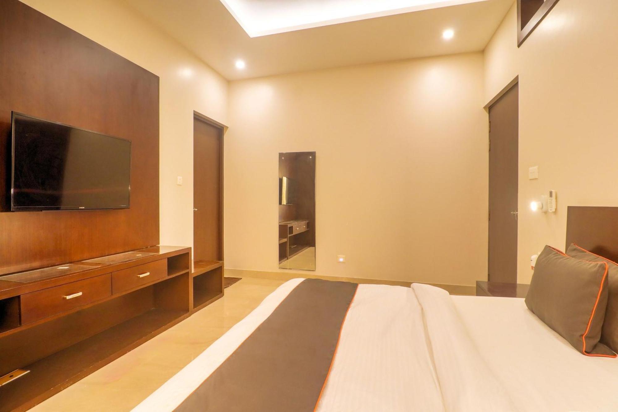 Townhouse Amaraa Farms Near Lulu Hypermarket Lucknow Exterior photo